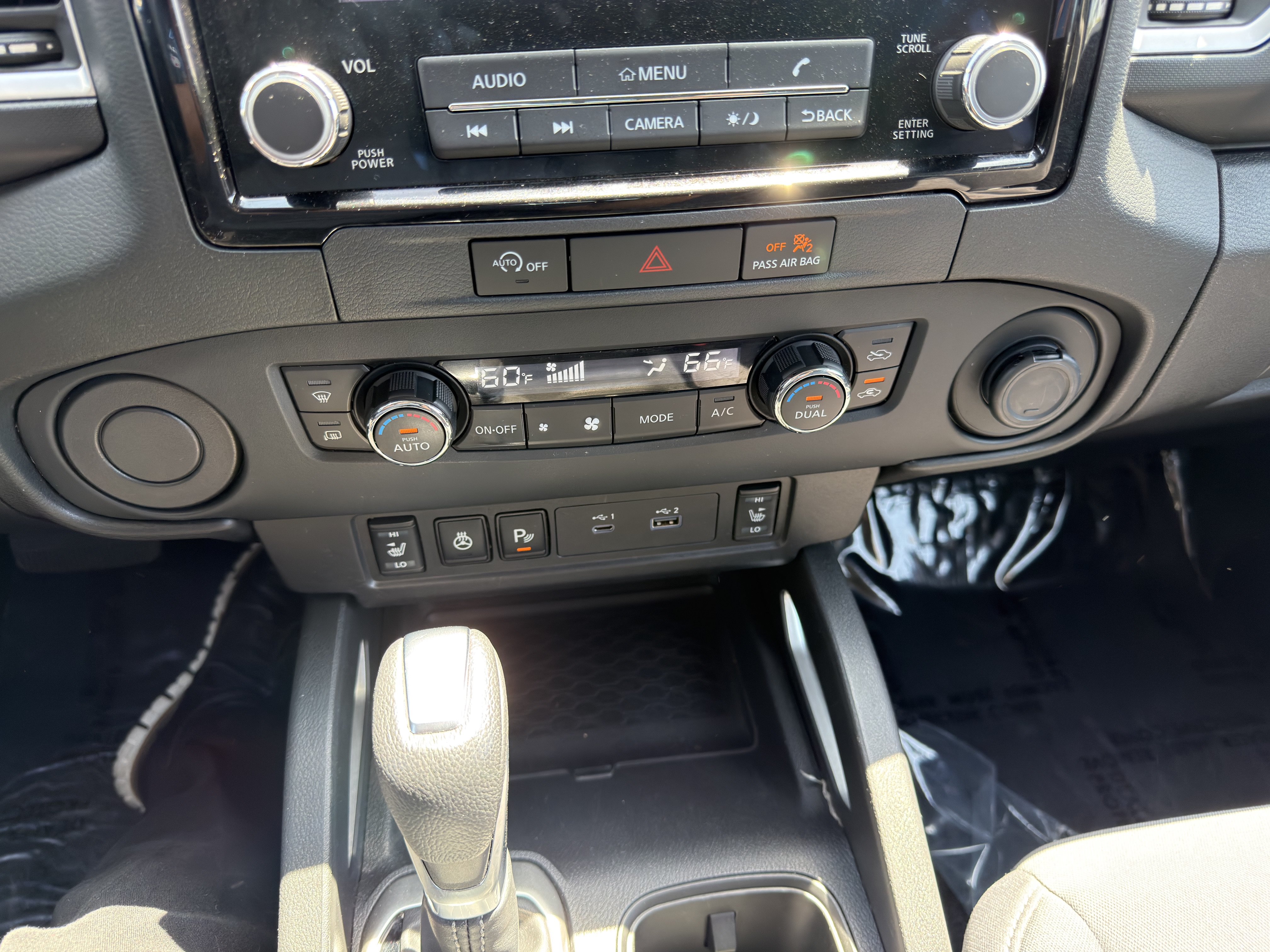 Used 2024 Nissan Frontier SV w/ SV Convenience Package RWD image 32