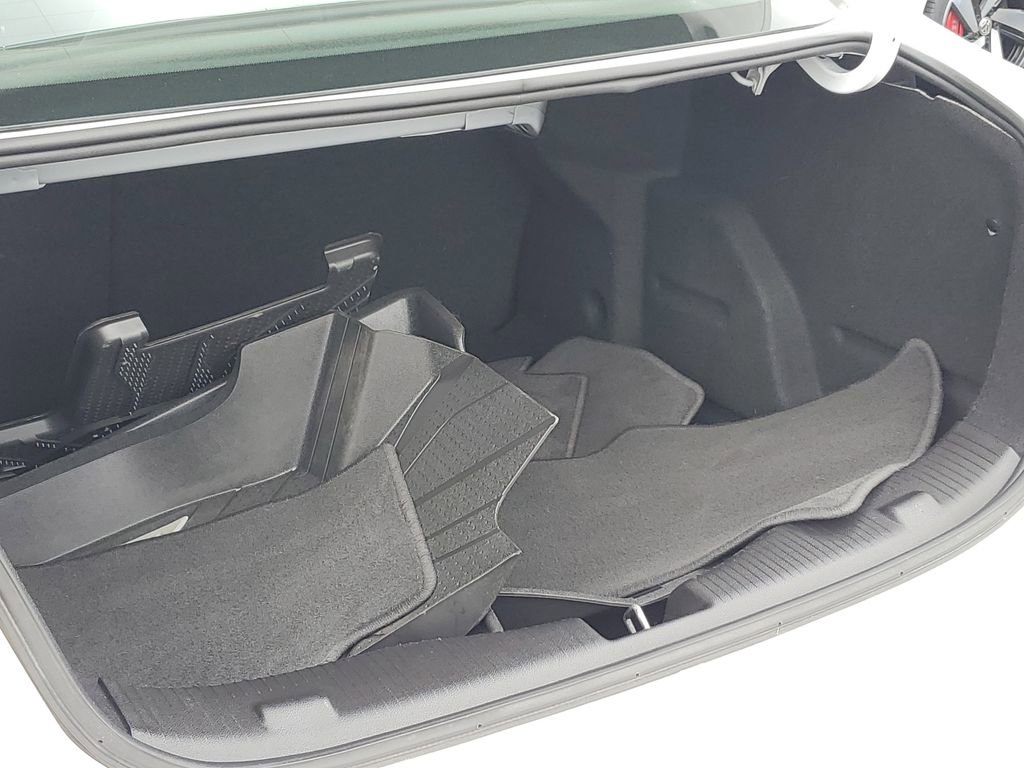 Used 2019 Chevrolet Cruze LT FWD image 30
