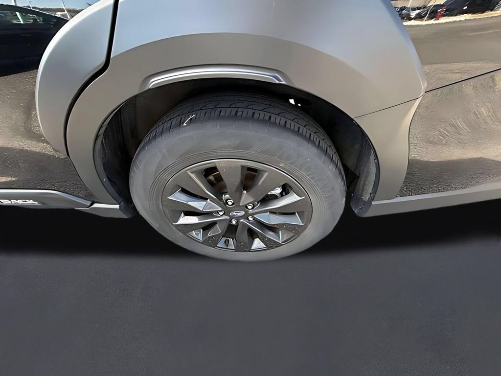 Used 2025 Subaru Outback Onyx Edition AWD/4WD image 33