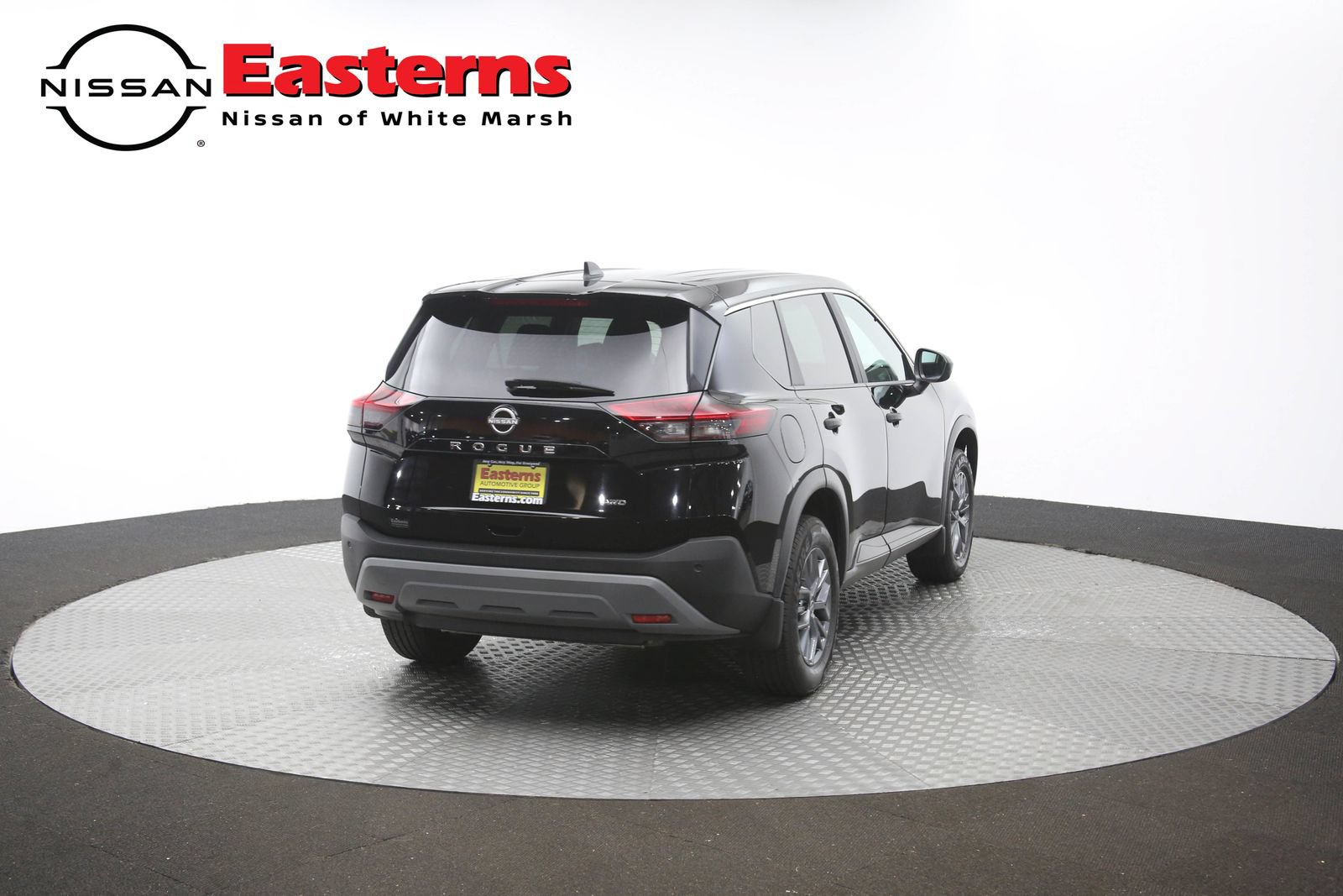 Used 2023 Nissan Rogue S AWD/4WD image 39