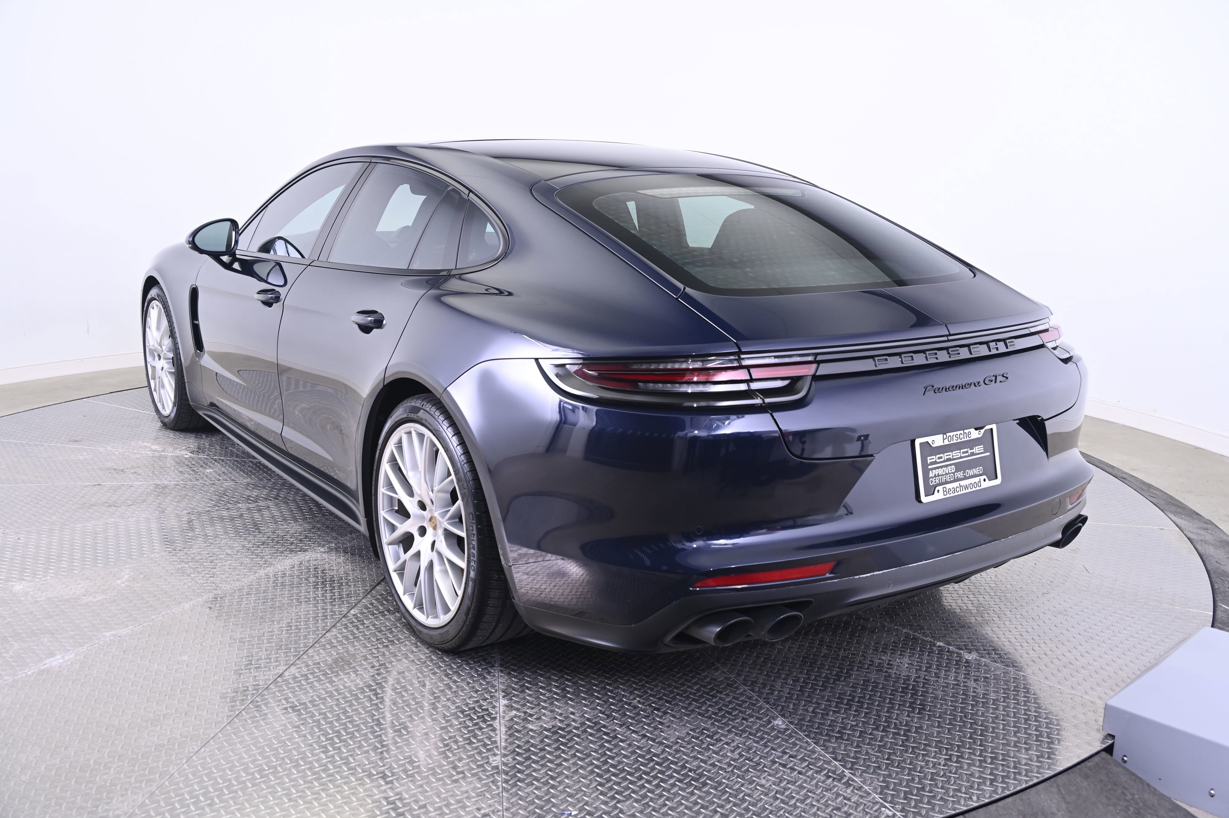 Certified 2020 Porsche Panamera GTS image 3