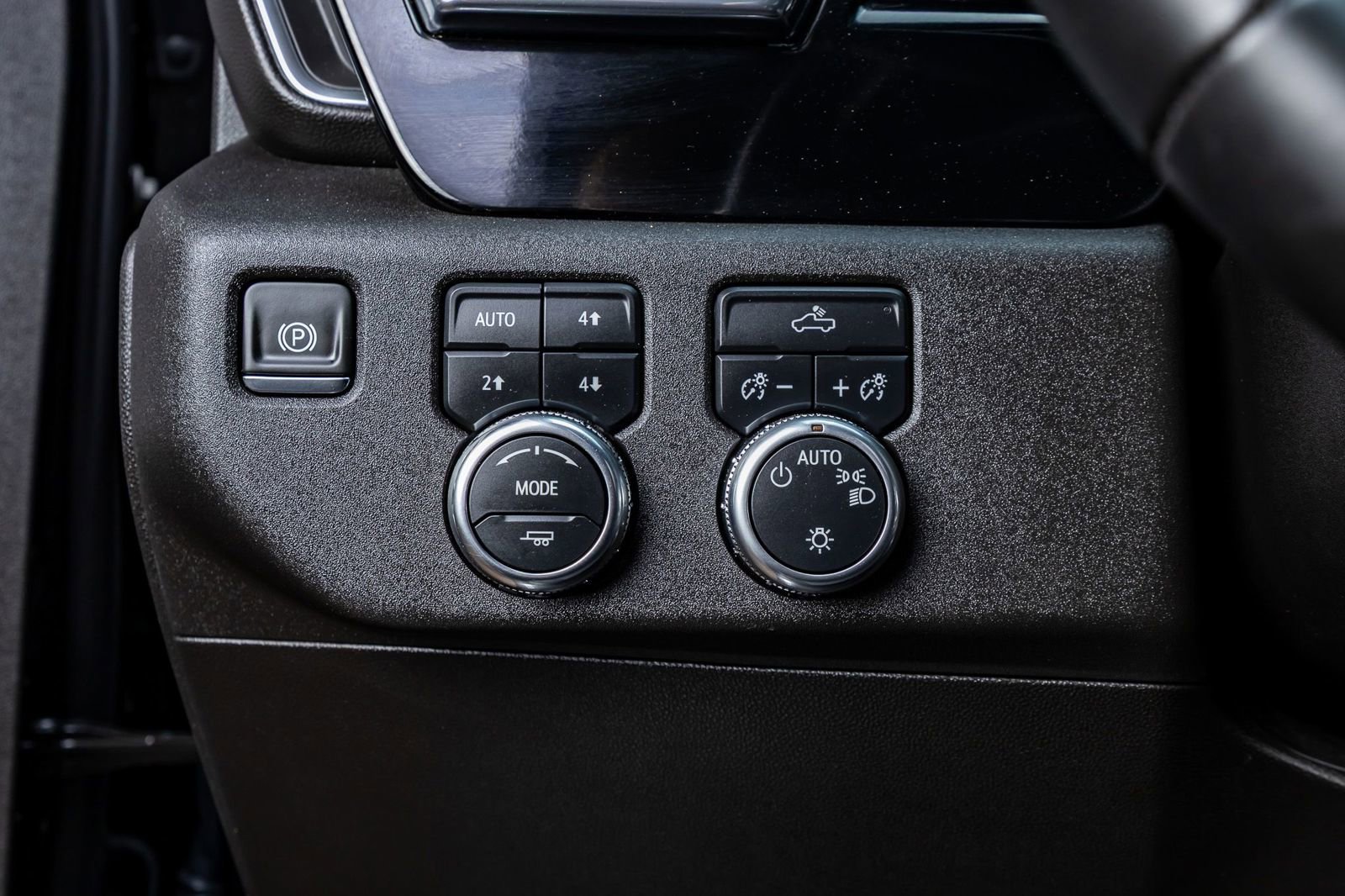 Used 2025 GMC Sierra 1500 SLE w/ X31 Off-Road Package image 21