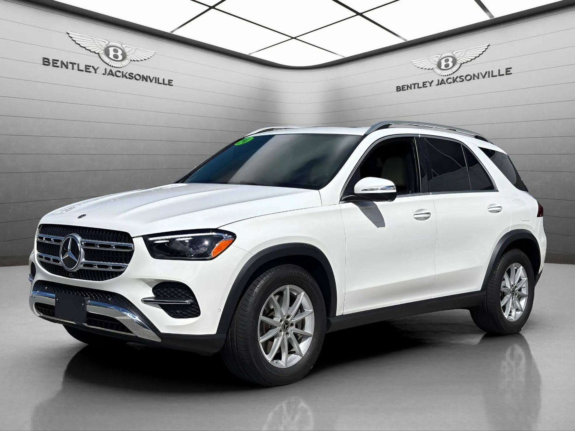 Used 2024 Mercedes-Benz GLE 450e 4MATIC image 7