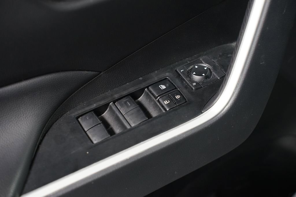 Certified 2025 Toyota RAV4 LE image 29