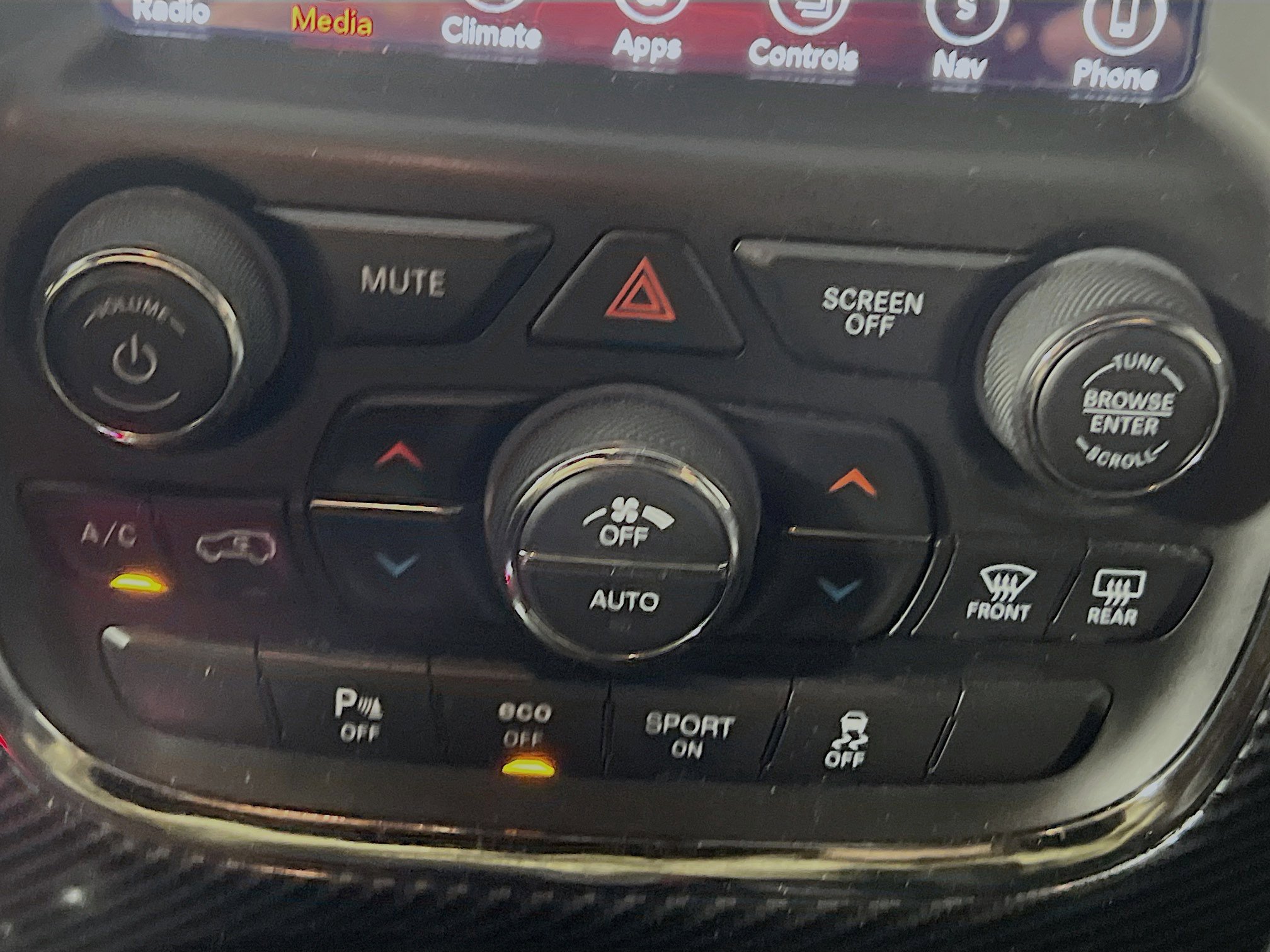 Used 2018 Dodge Durango R/T w/ Trailer Tow Group IV image 26