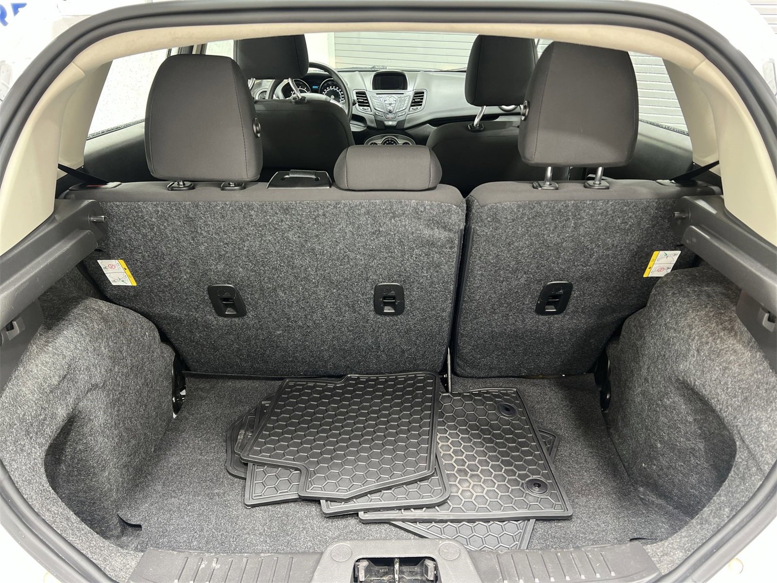 Used 2019 Ford Fiesta SE image 22