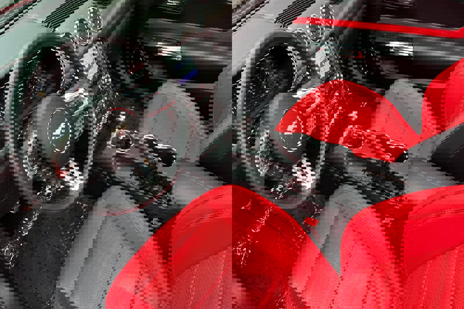 Used 2020 Ford Mustang GT Premium w/ Equipment Group 401A image 12