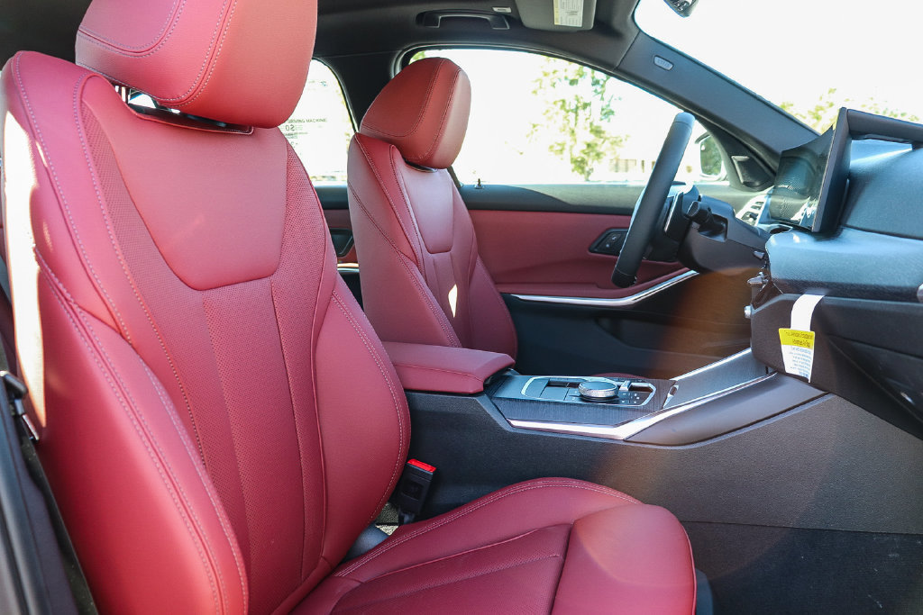 New 2026 BMW 330i Sedan w/ Convenience Package RWD image 16