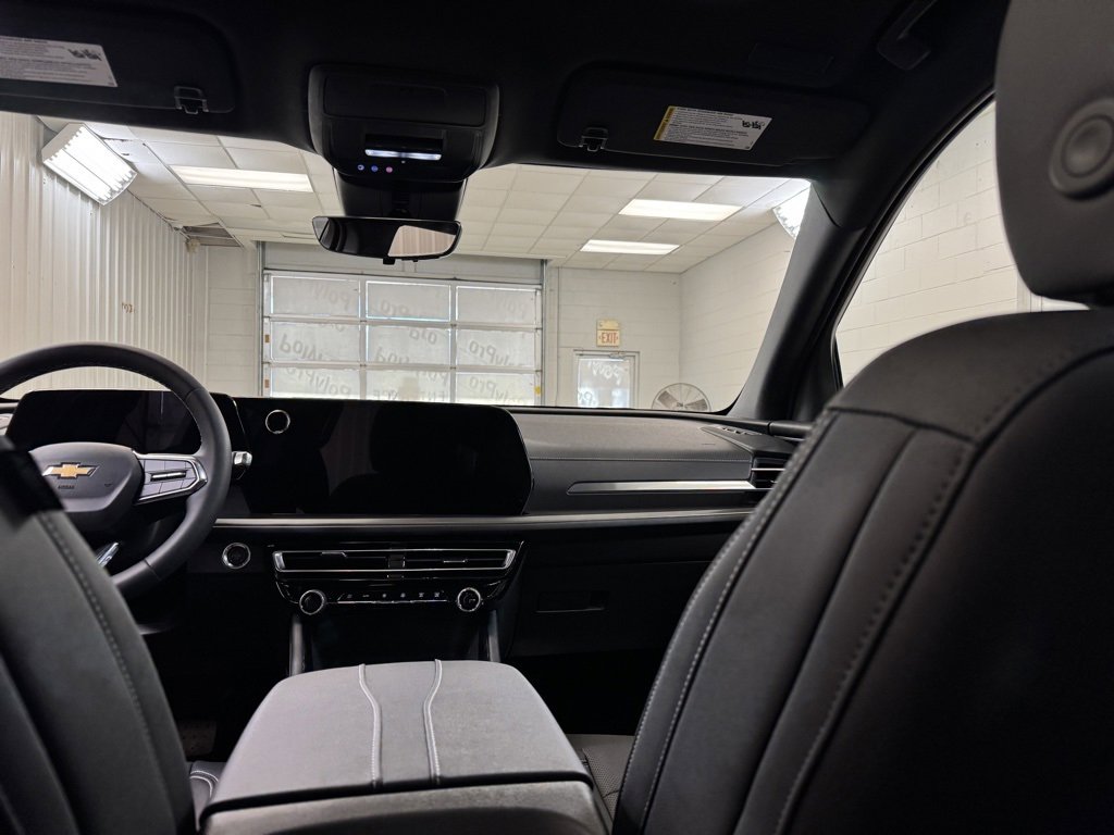 New 2026 Chevrolet Traverse LT w/ Sun and Wheel Package image 23