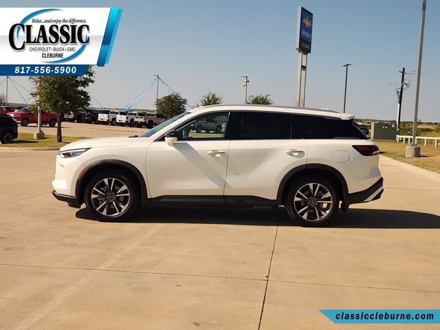 Used 2023 INFINITI QX60 Luxe w/ Cargo Package FWD image 7