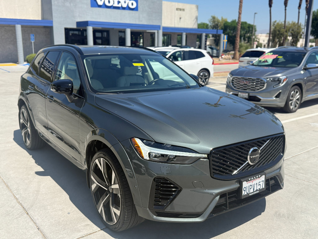 Used 2026 Volvo XC60 T8 Ultra AWD/4WD image 1