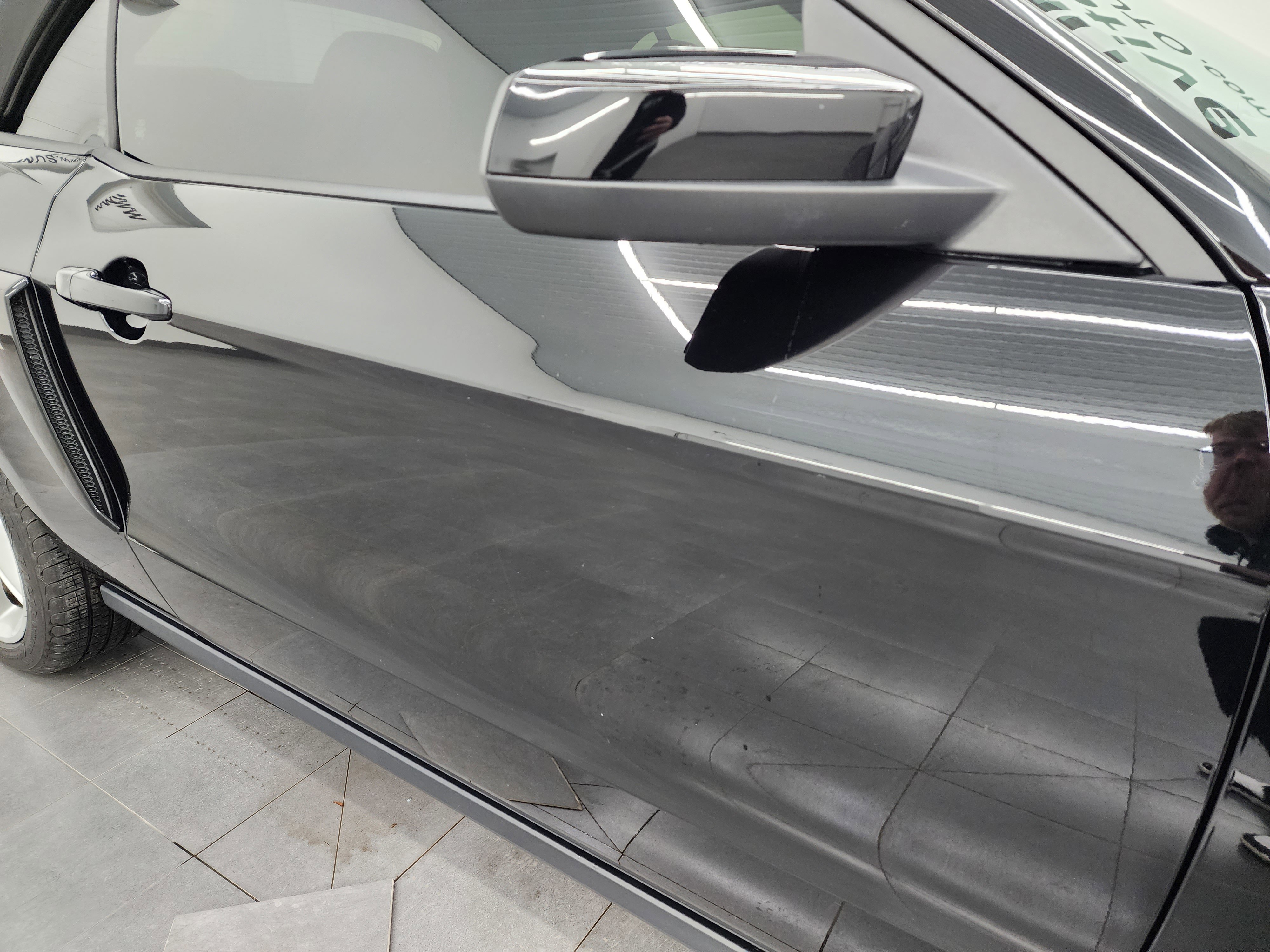 Used 2010 Ford Mustang GT Premium image 22