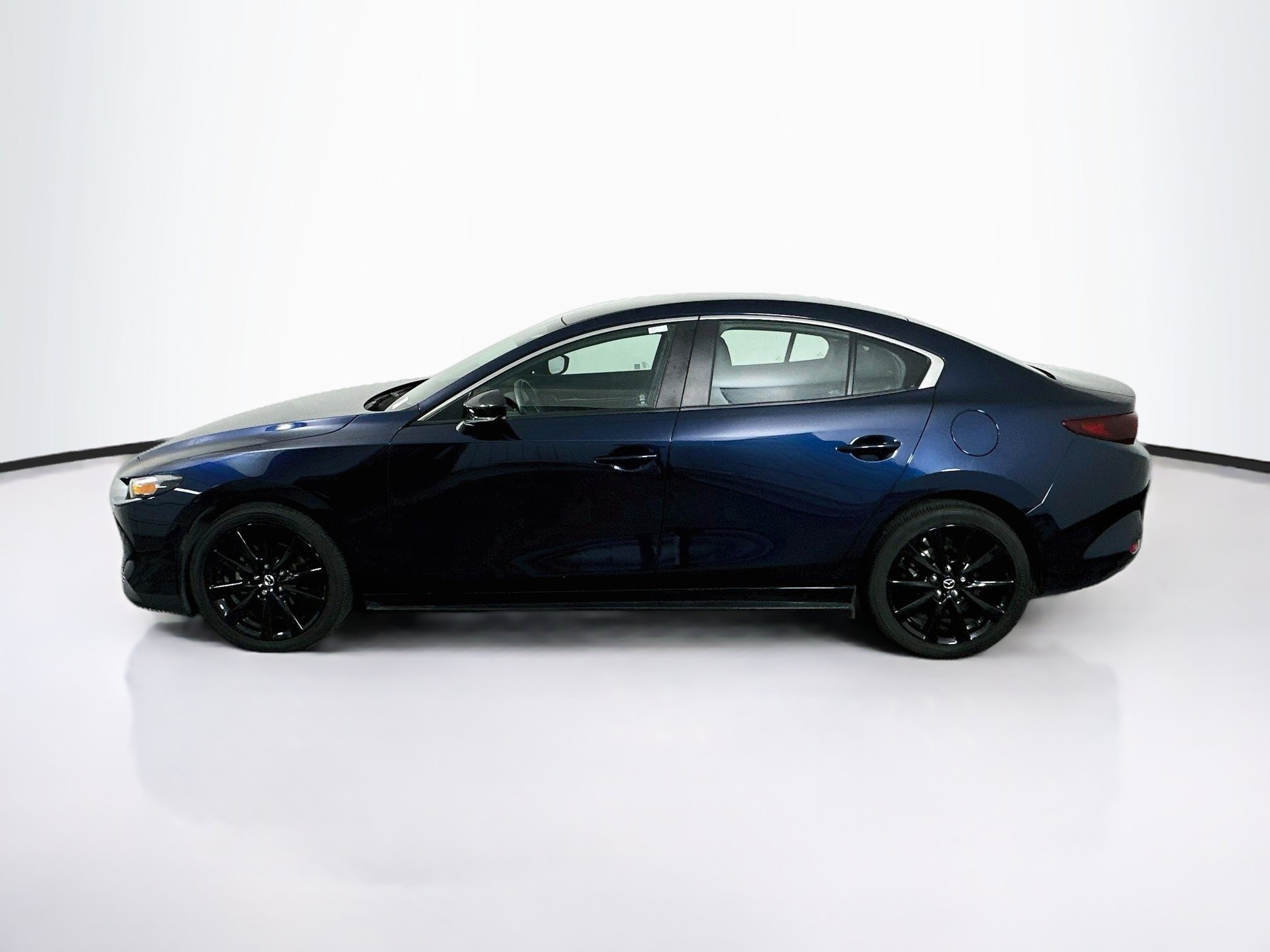 Used 2025 MAZDA MAZDA3 s FWD image 4