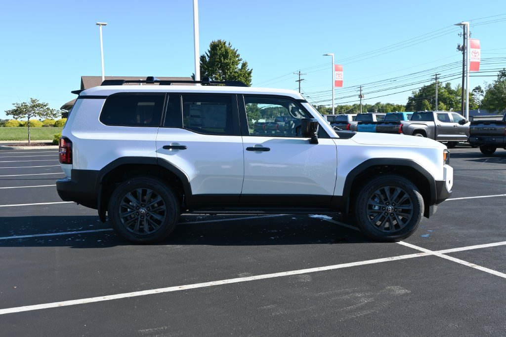 New 2027 Toyota Land Cruiser AWD/4WD image 10