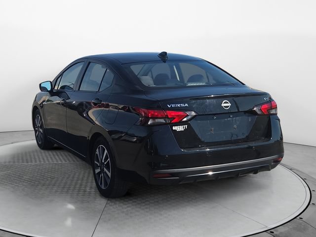 Used 2023 Nissan Versa SV FWD image 3