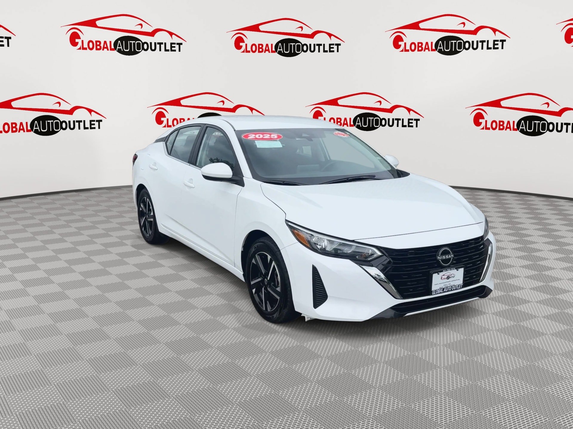 Used 2025 Nissan Sentra SV FWD image 2