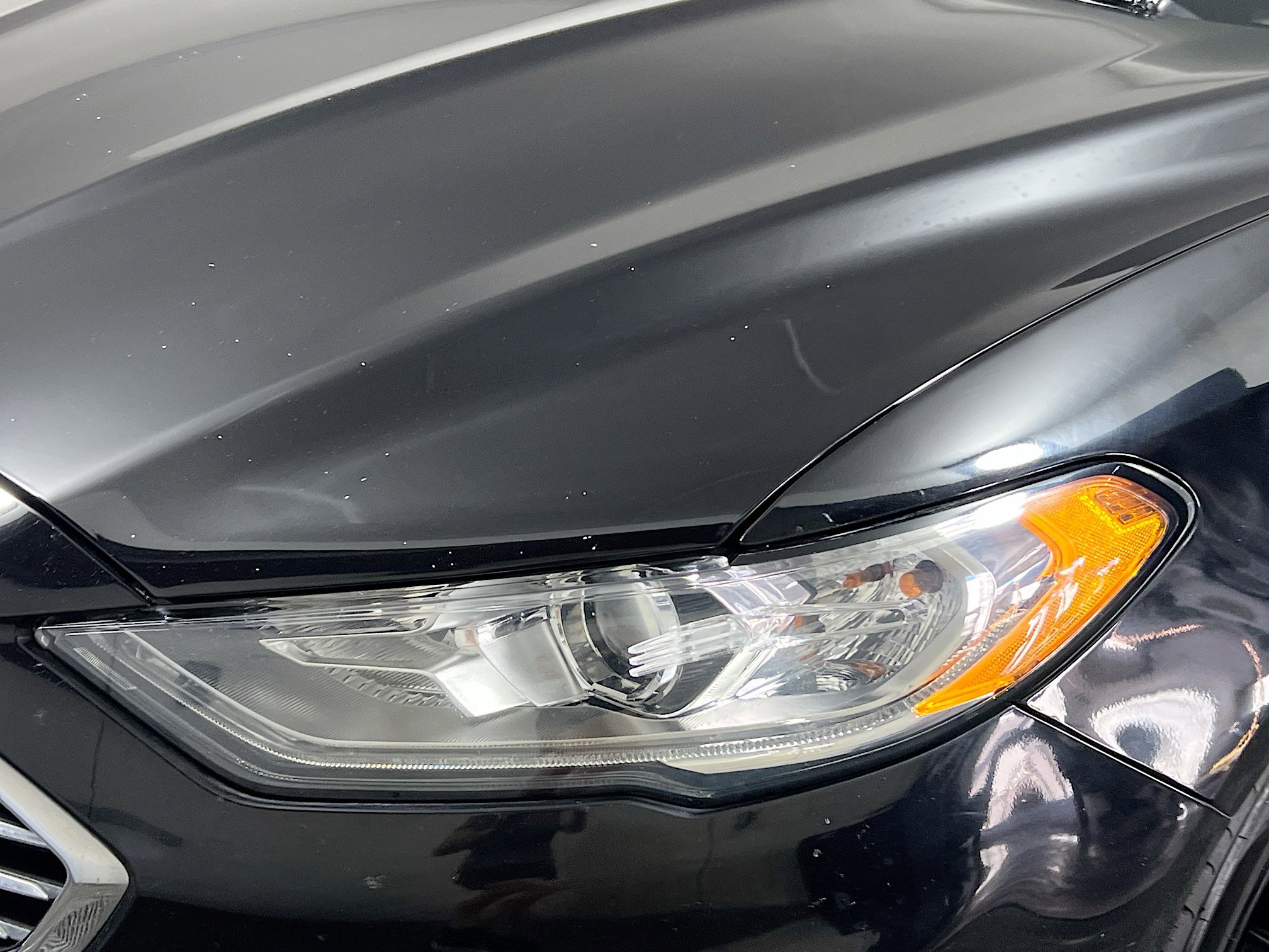 Used 2020 Ford Fusion SE w/ Equipment Group 151A image 11