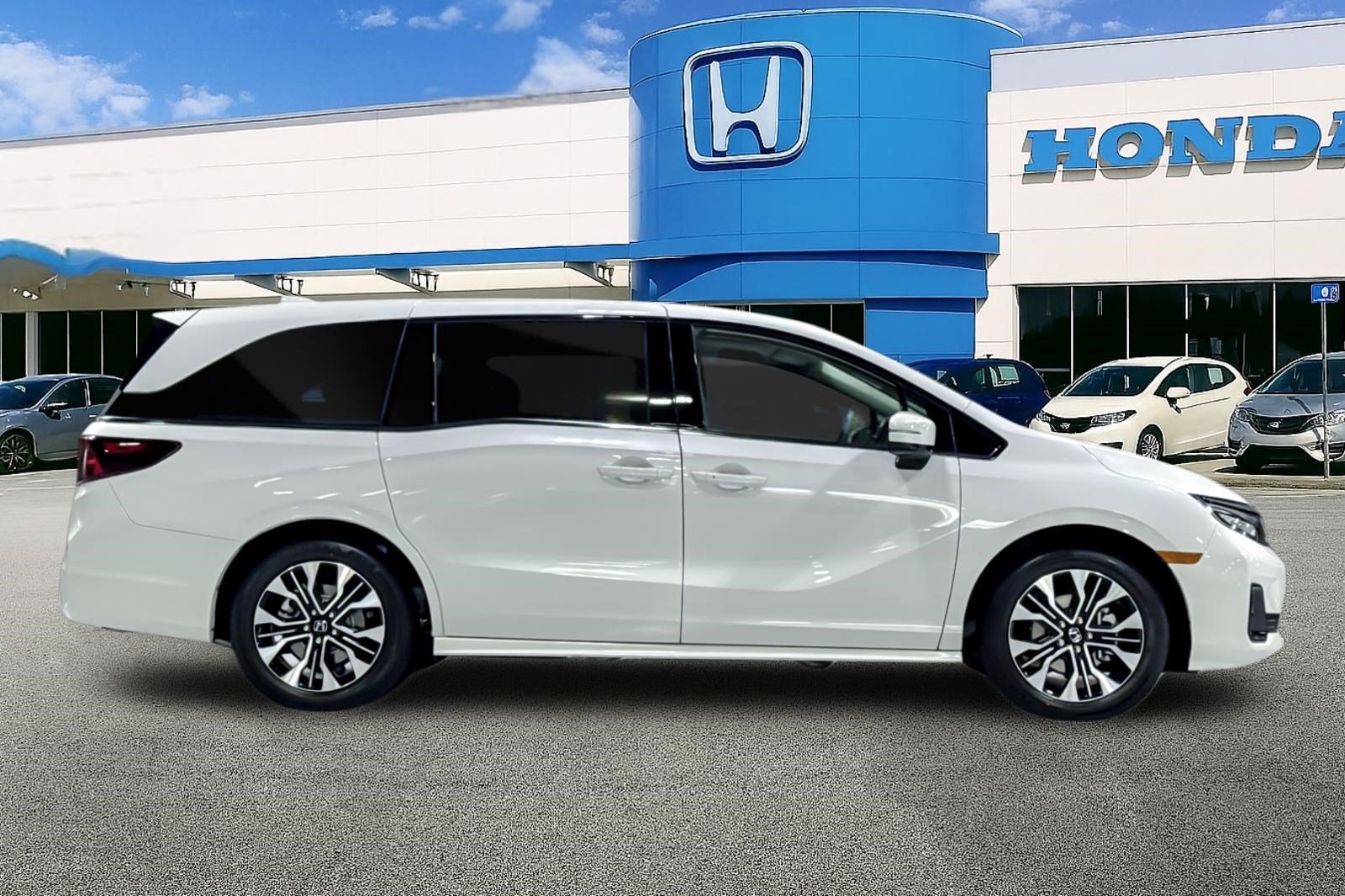 New 2027 Honda Odyssey Elite image 7