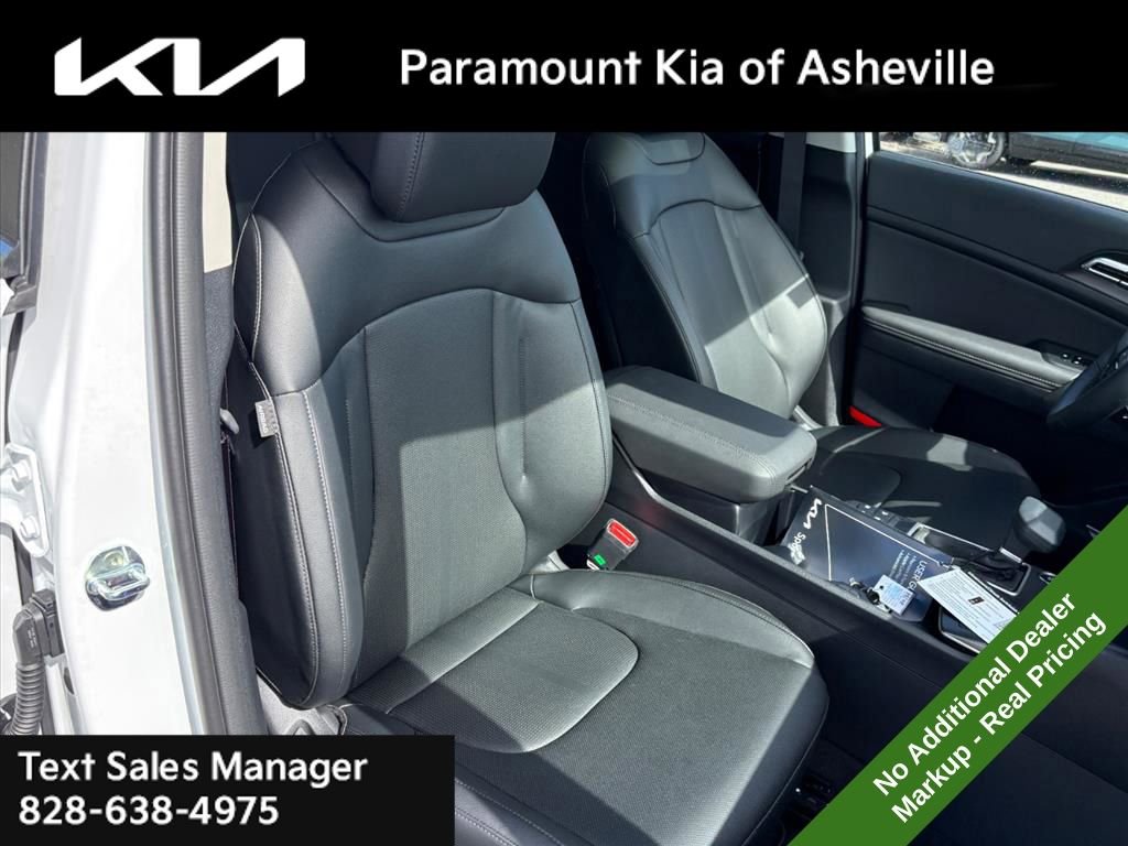 New 2026 Kia Sportage EX w/ EX Panorama Roof Package image 21