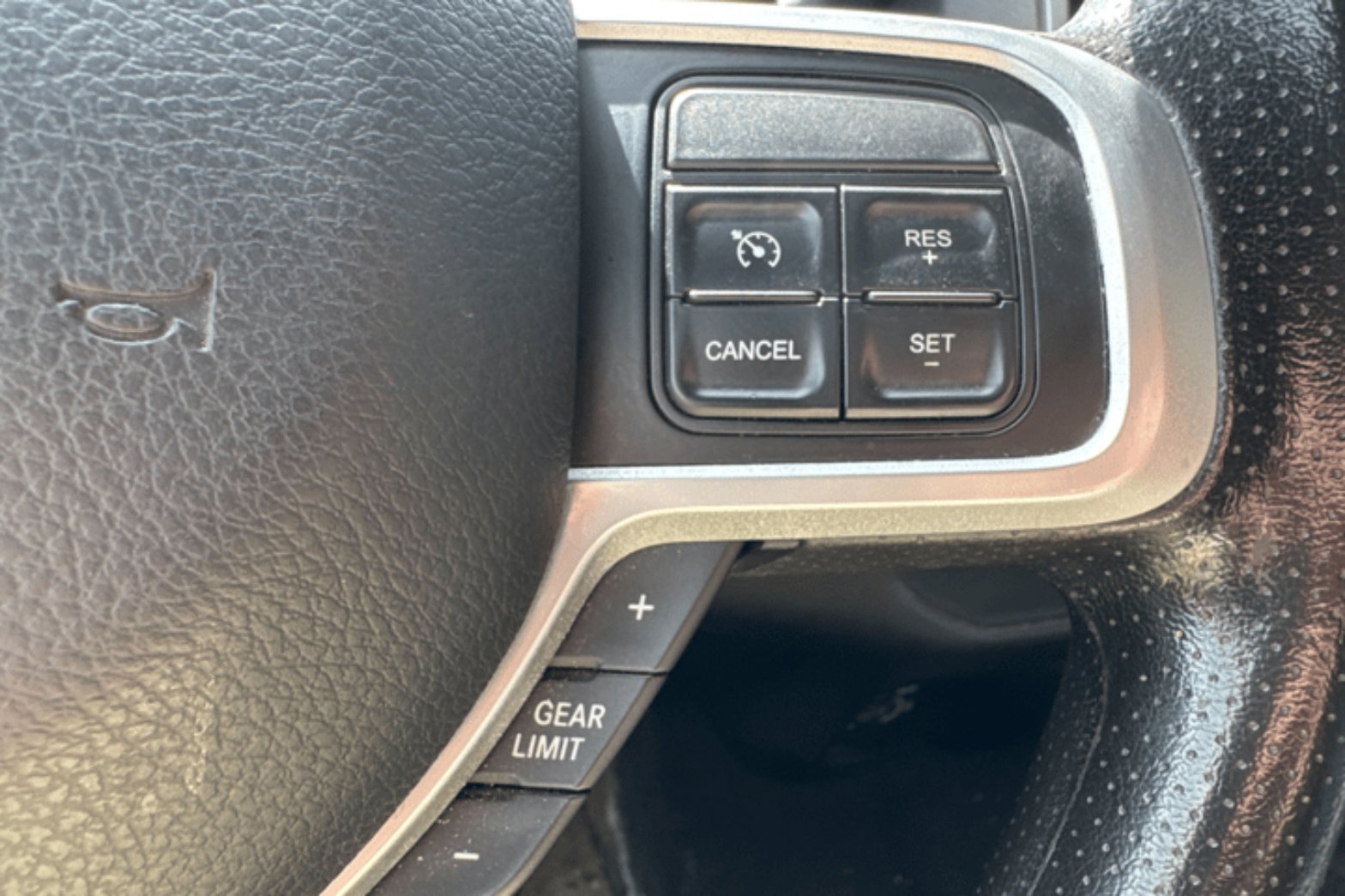 Used 2021 RAM 2500 Big Horn image 25