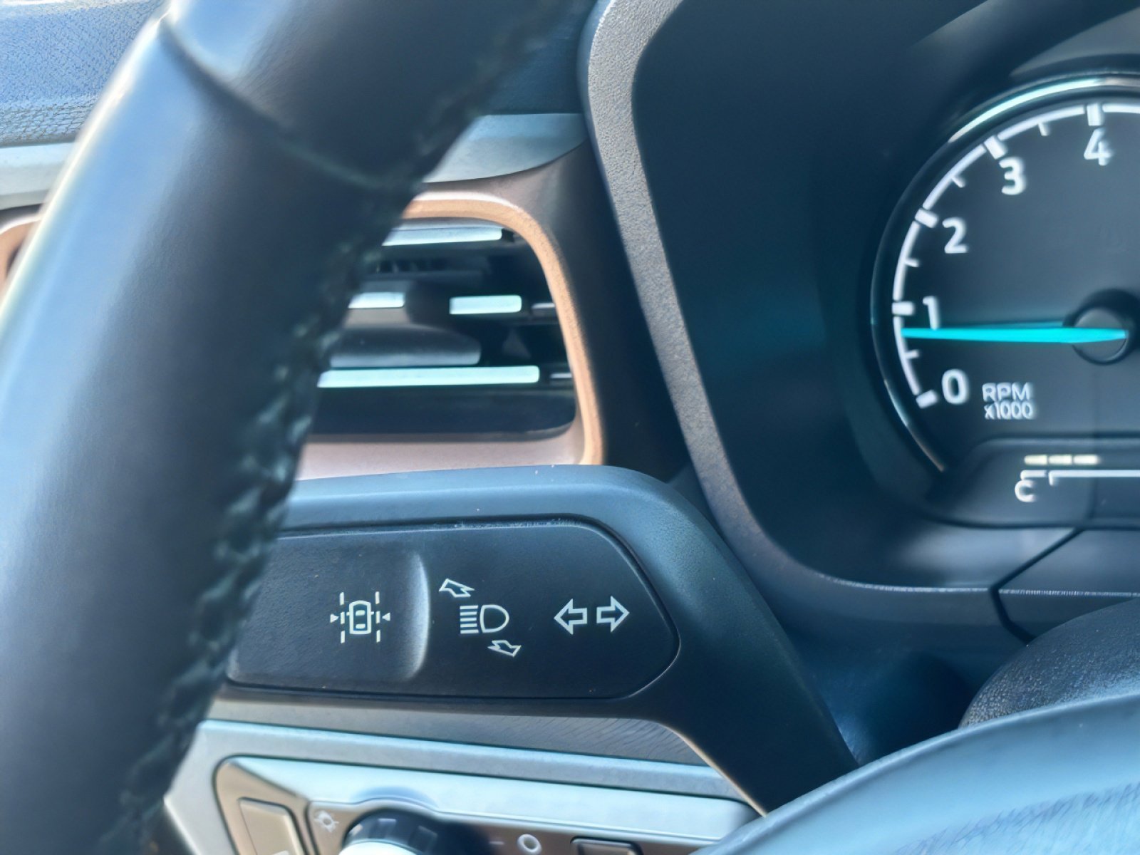 Used 2023 Ford Maverick Lariat w/ Lariat Luxury Package image 15