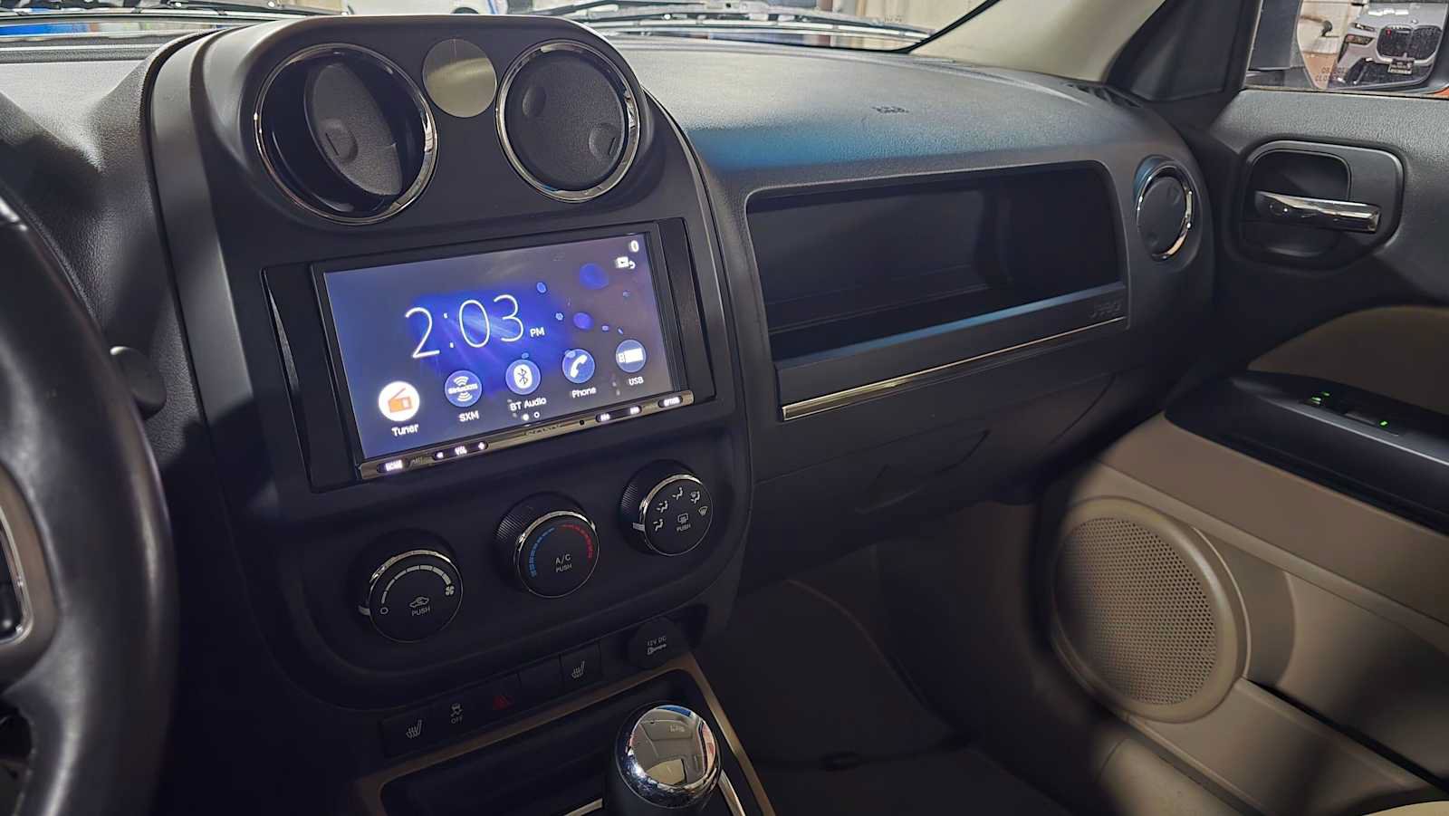 Used 2015 Jeep Patriot High Altitude AWD/4WD image 36