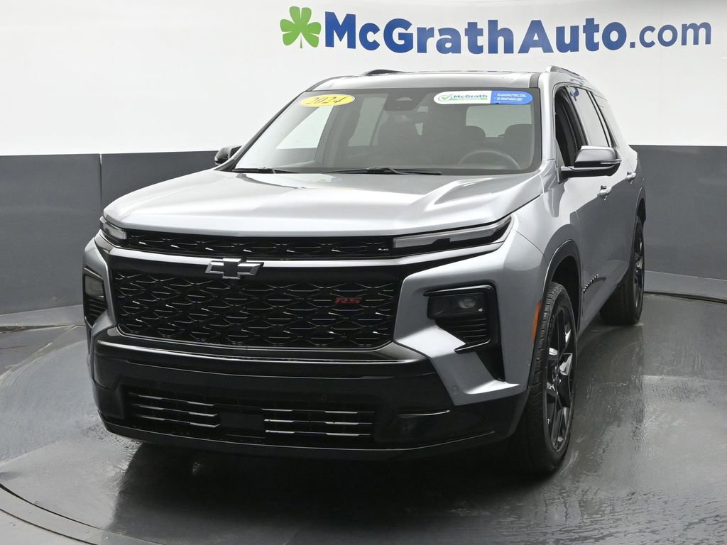 Used 2024 Chevrolet Traverse RS w/ LPO, Floor Liner Package image 5