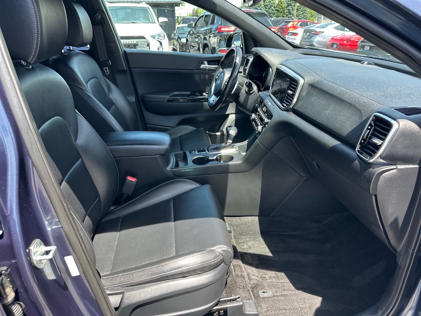 Used 2022 Kia Sportage Nightfall Edition w/ Nighfall AWD Premium Package image 18