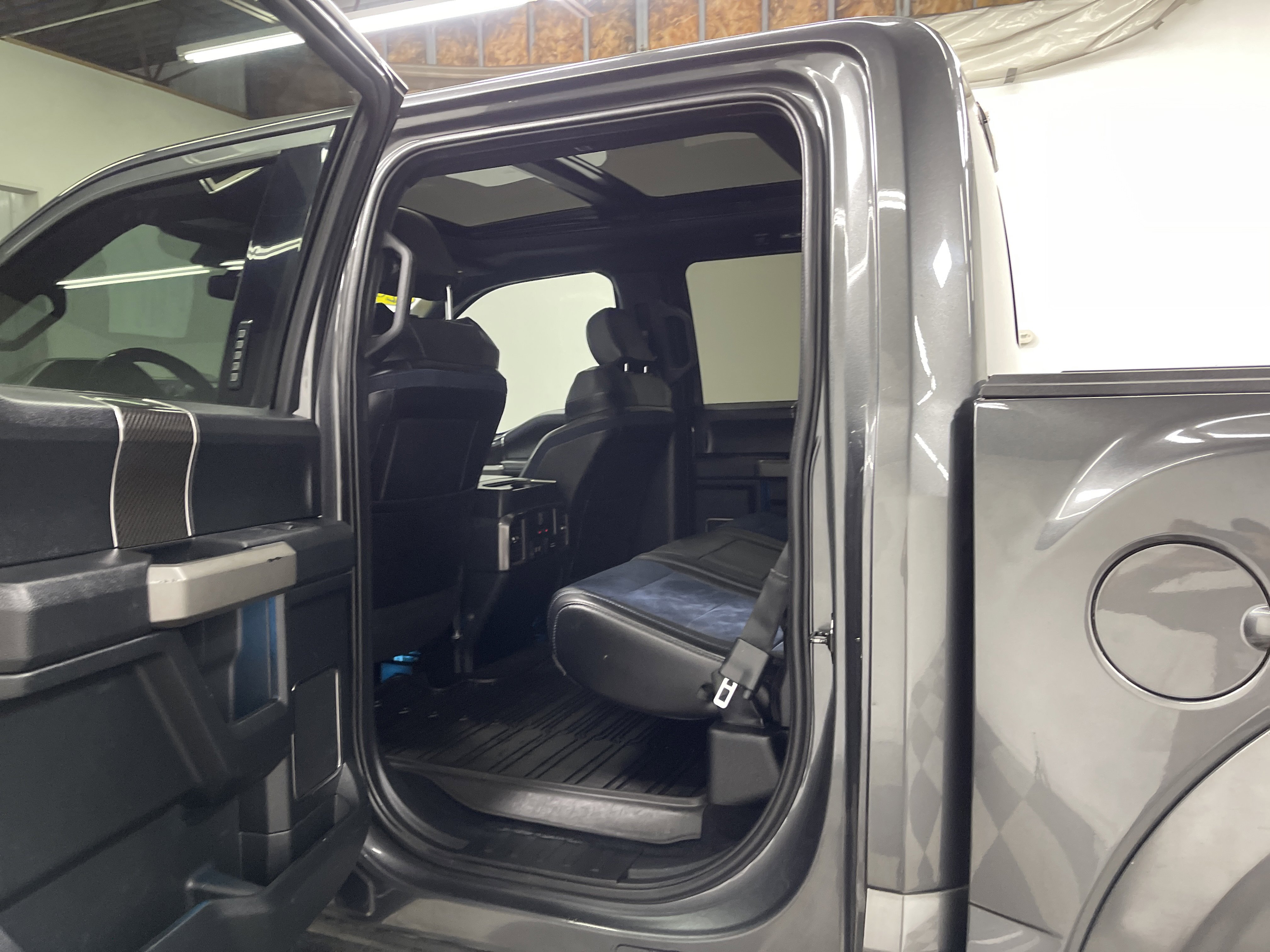 Used 2020 Ford F150 Raptor w/ Equipment Group 802A Luxury AWD/4WD image 13