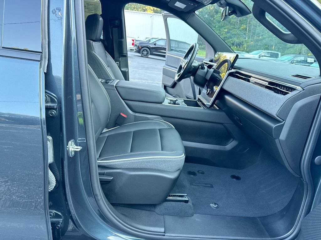 Used 2026 GMC Sierra EV Elevation AWD/4WD image 32