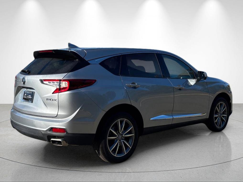 Used 2023 Acura RDX w/ Technology Package FWD image 5