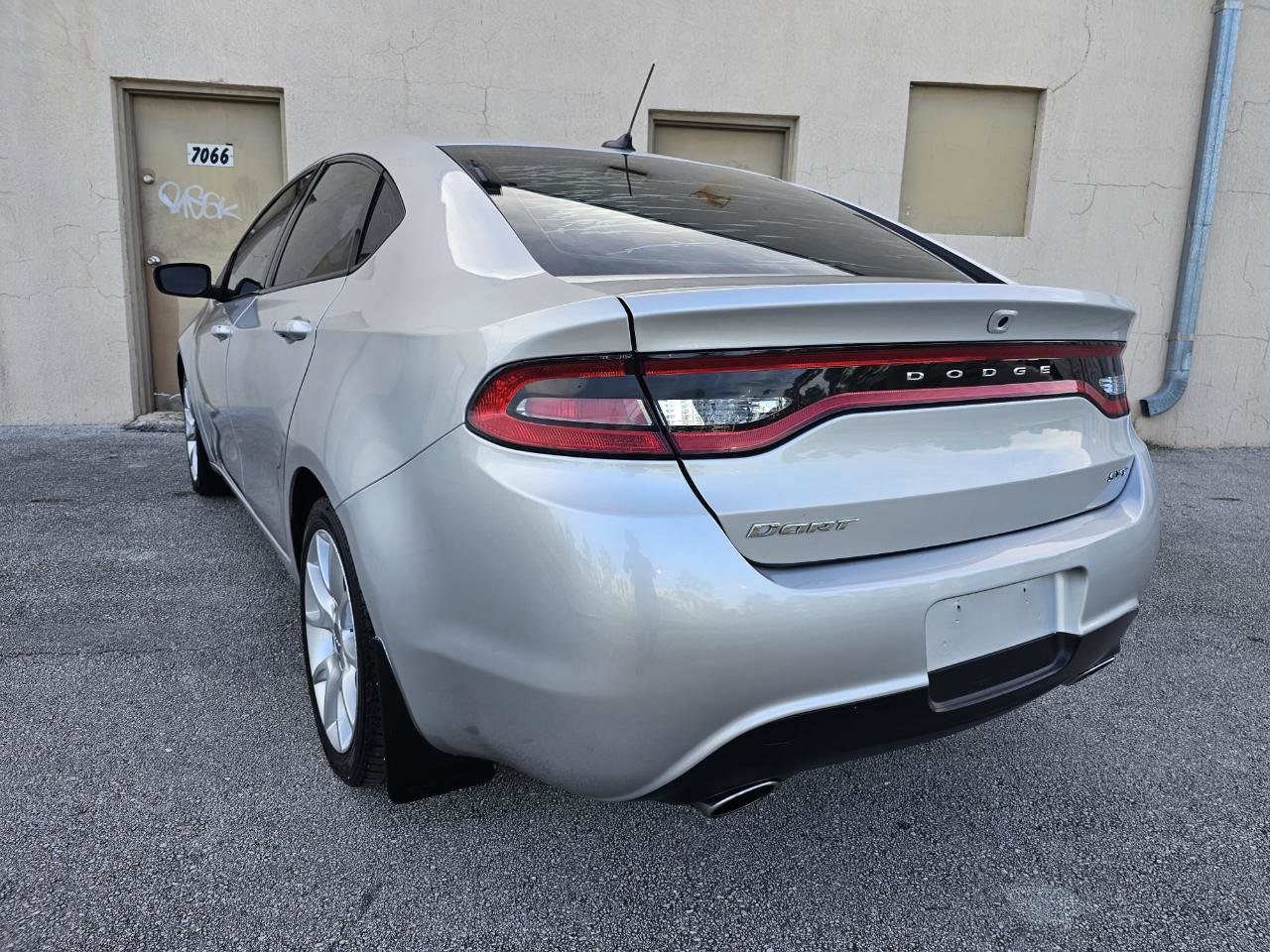 Used 2013 Dodge Dart SXT FWD image 2
