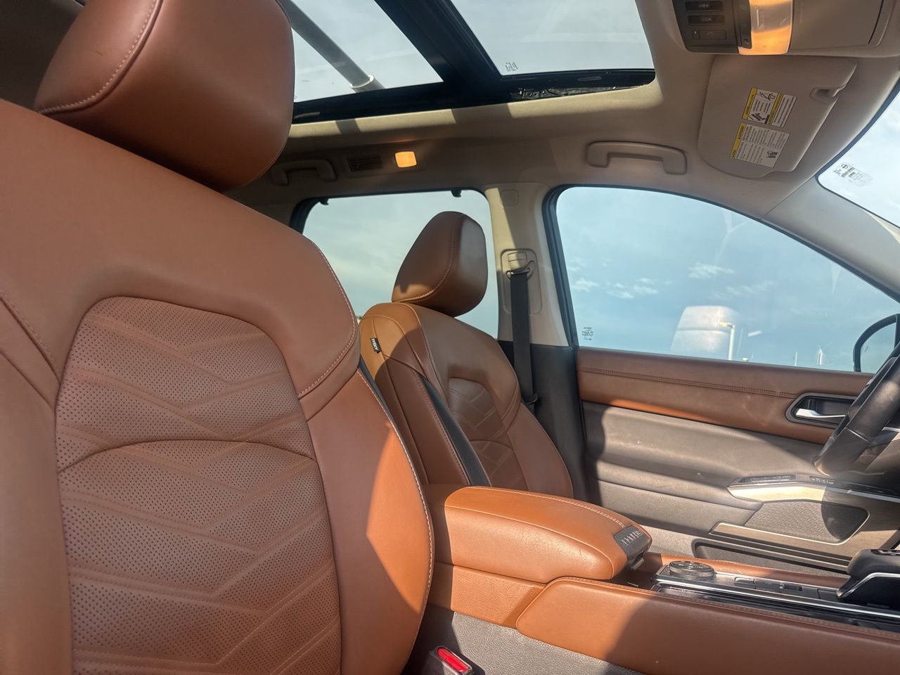 Certified 2023 Nissan Pathfinder Platinum w/ Cargo Package image 28