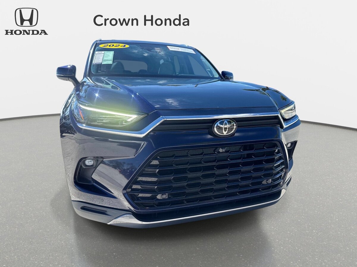 Used 2024 Toyota Grand Highlander FWD image 6