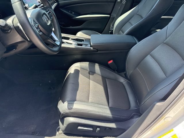 Used 2019 Honda Accord Sport image 9