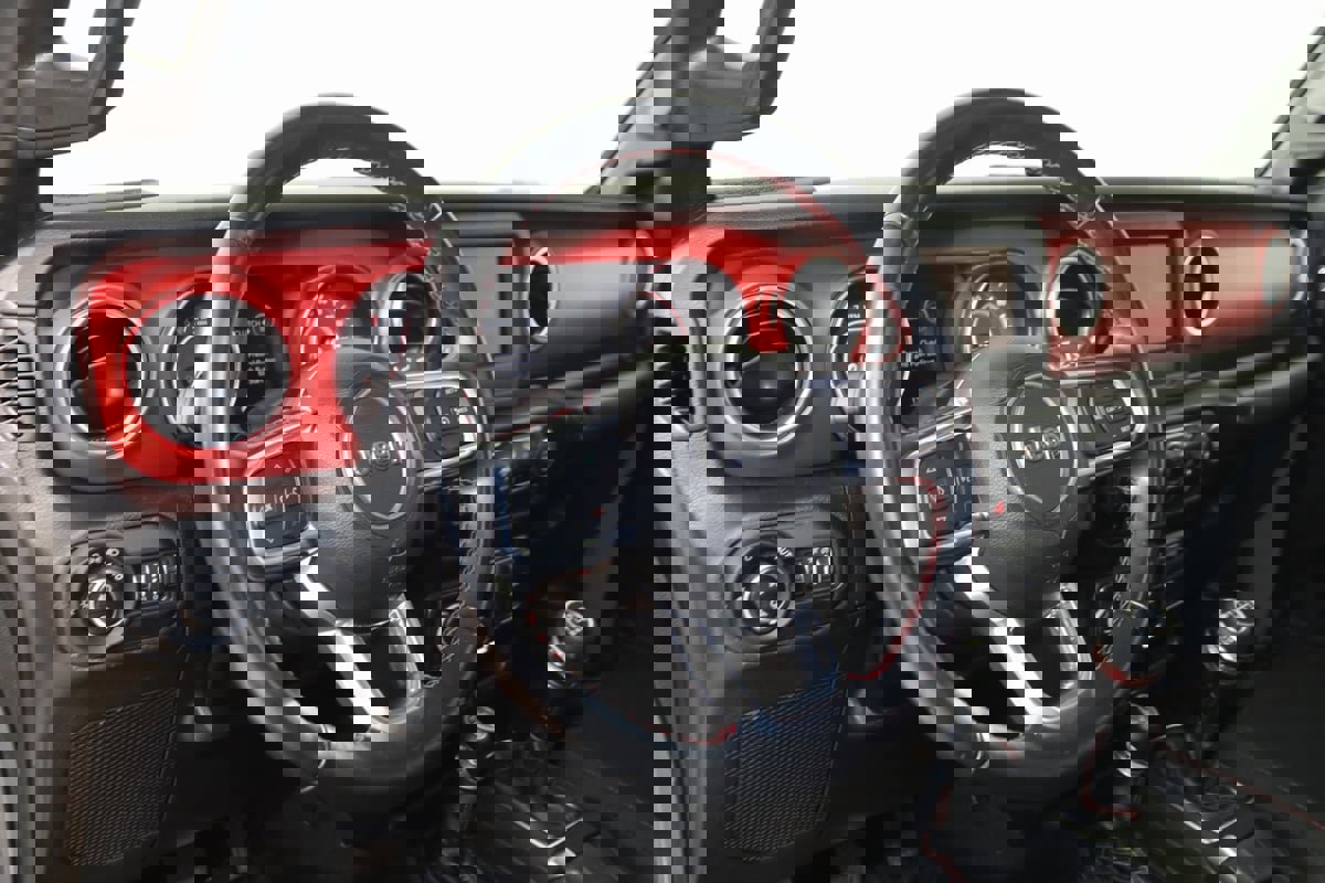 Used 2021 Jeep Gladiator Rubicon w/ LED Lighting Group image 6