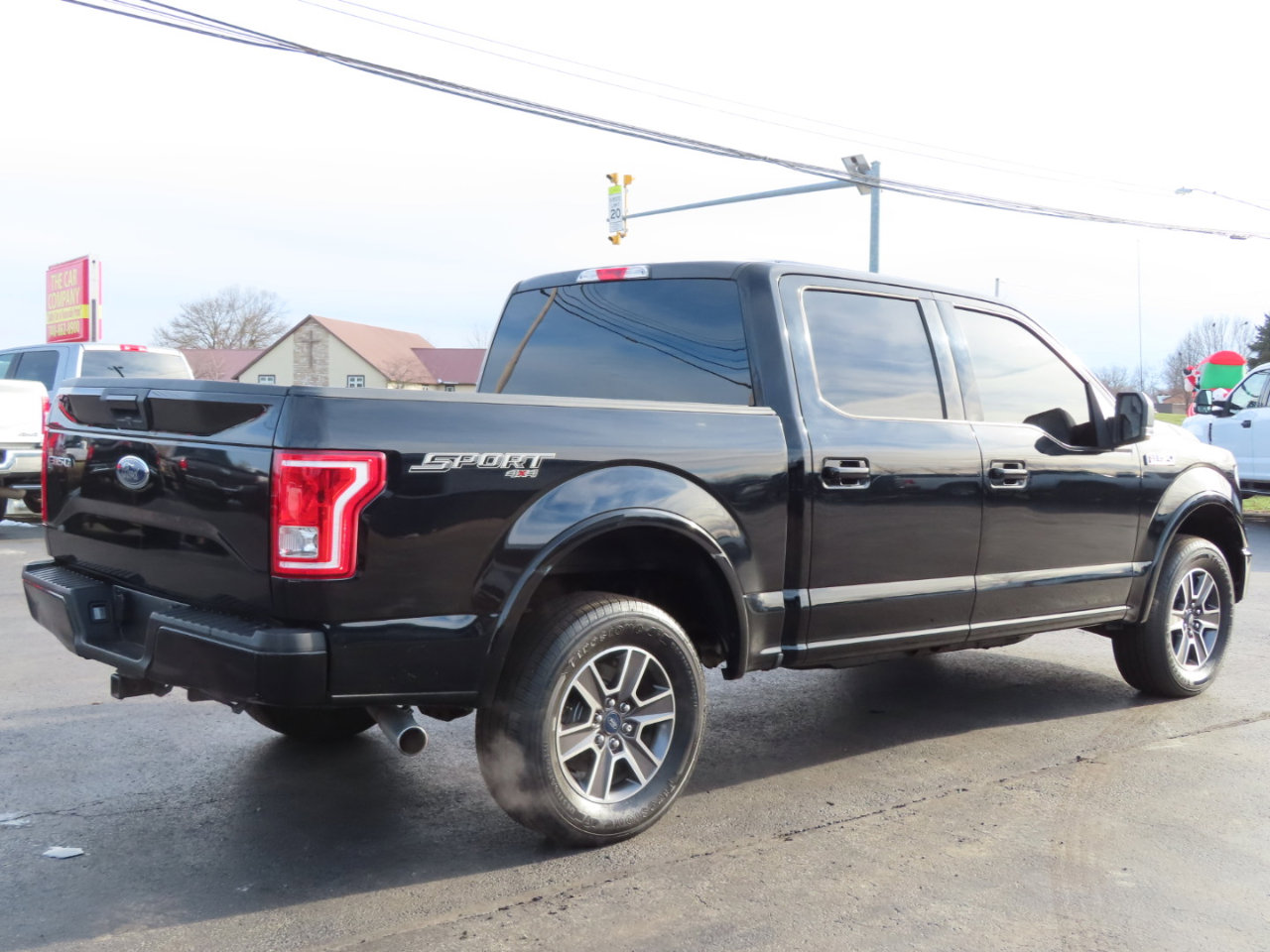 Used 2017 Ford F150 XLT w/ Equipment Group 301A Mid image 6