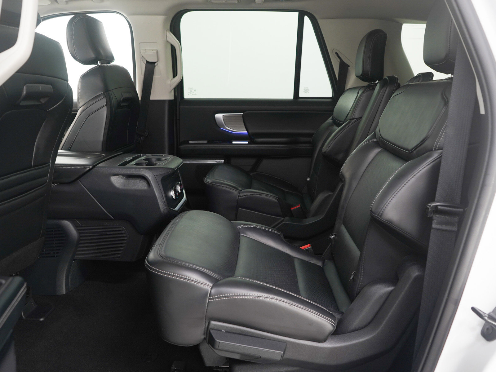 Used 2025 Ford Expedition Max Platinum image 15