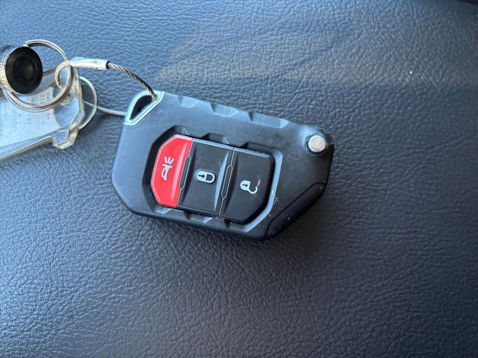 Used 2025 Jeep Wrangler Sport S image 21