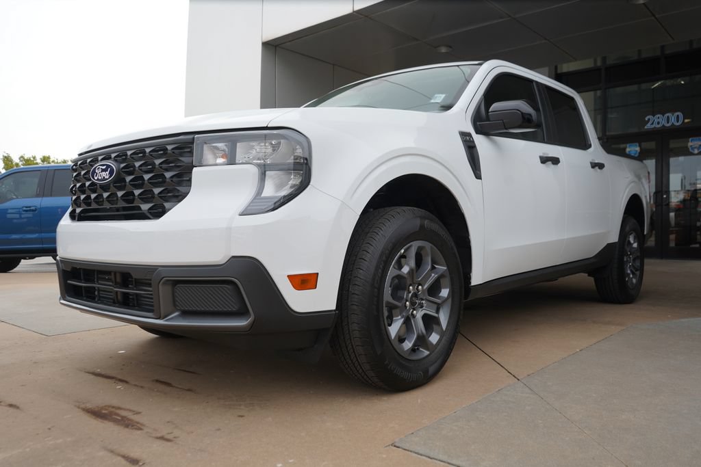 New 2026 Ford Maverick XLT w/ XLT Luxury Package AWD/4WD image 5