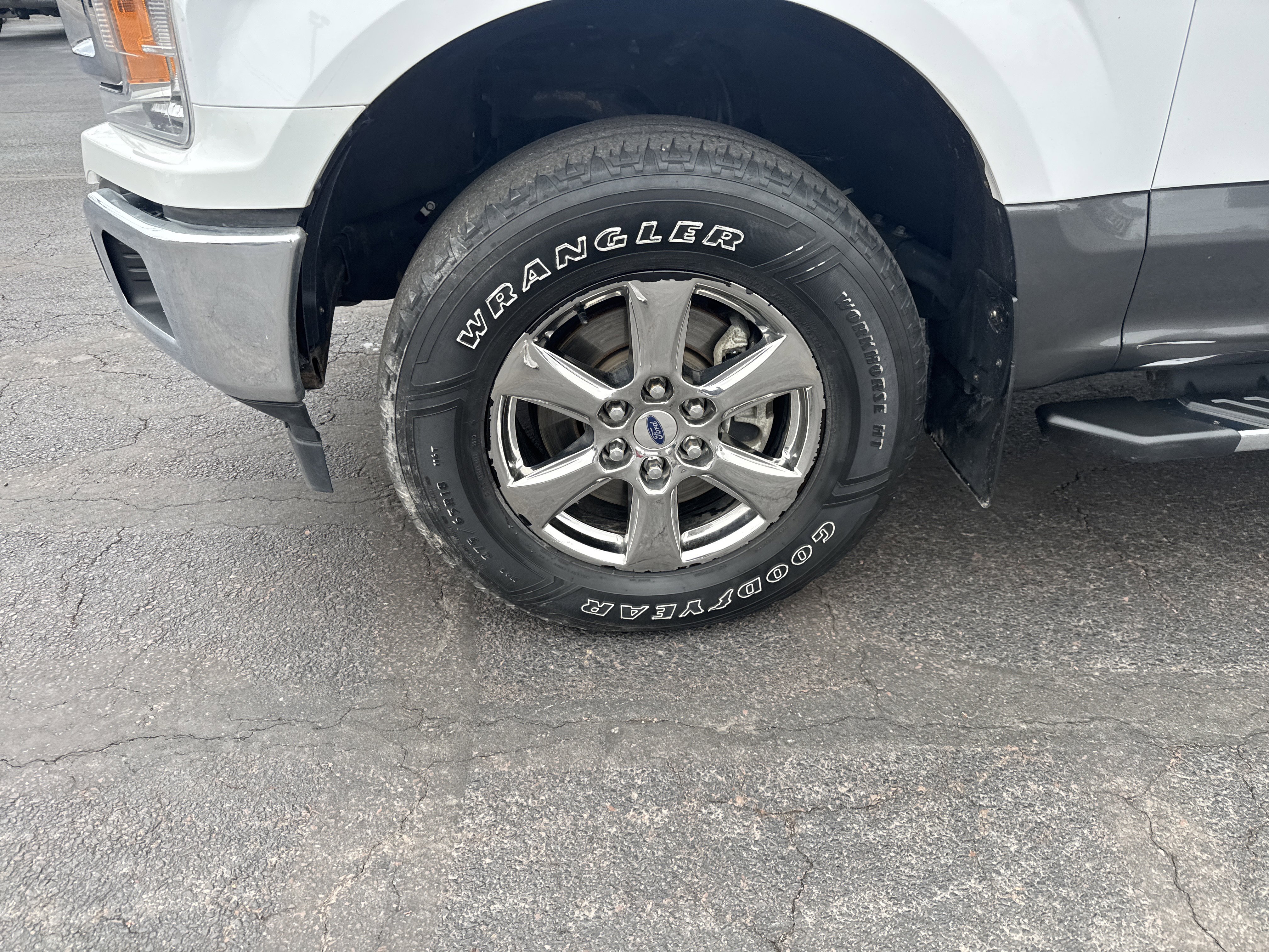 Used 2020 Ford F150 XLT w/ Equipment Group 302A Luxury image 11