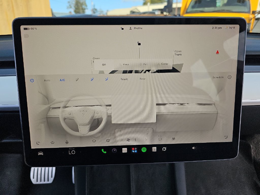 Used 2022 Tesla Model Y Performance AWD/4WD image 22