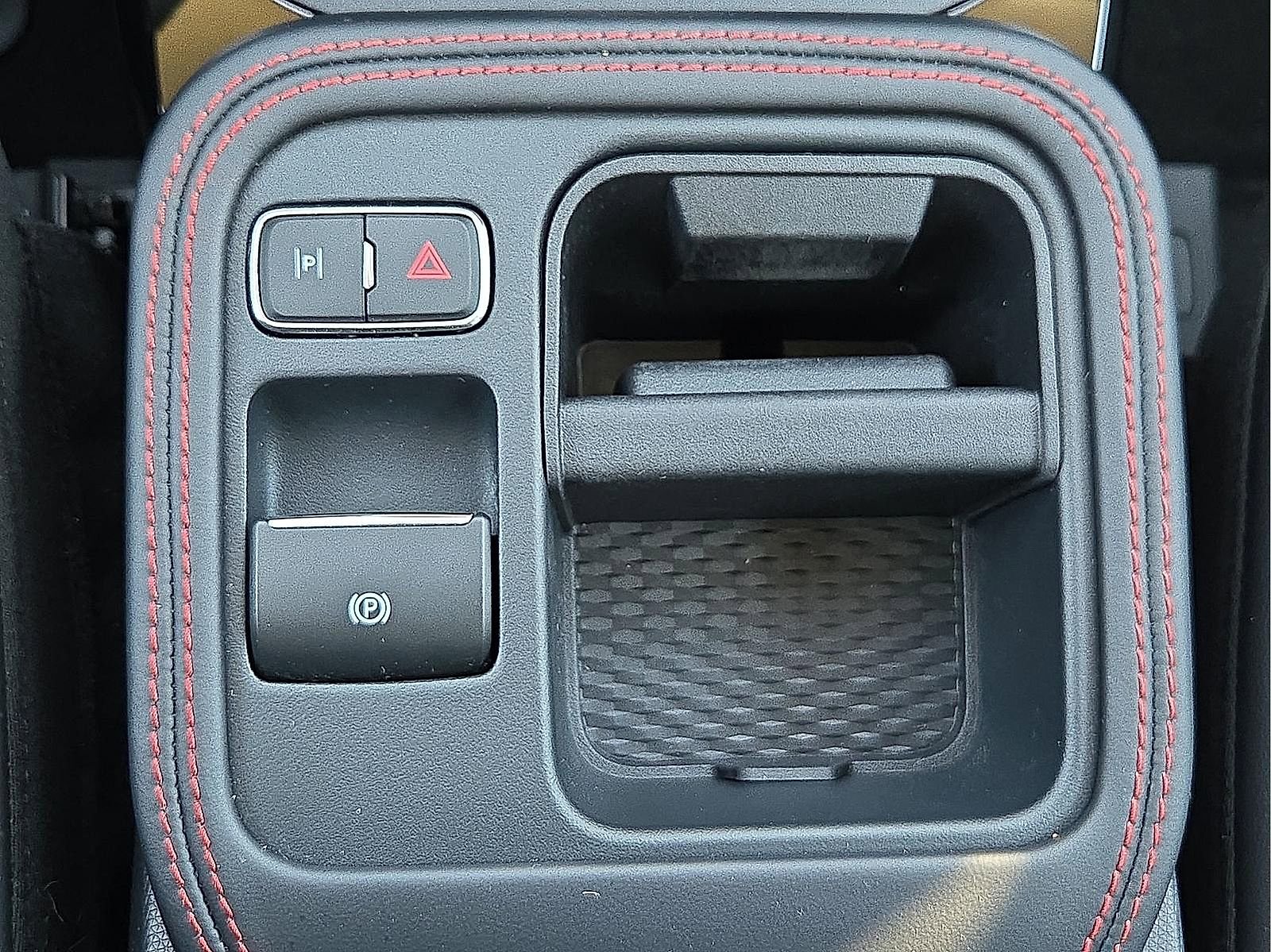 Used 2025 Ford Mustang Mach-E Premium w/ Sport Appearance Package AWD/4WD image 17