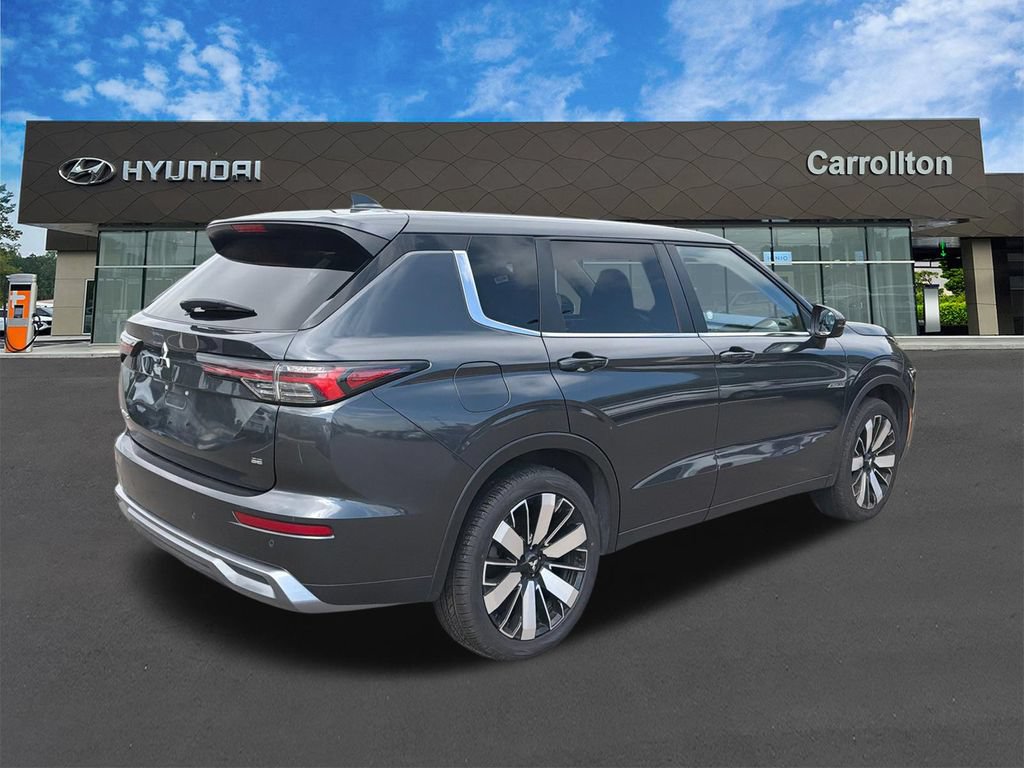 Used 2025 Mitsubishi Outlander SE FWD image 5