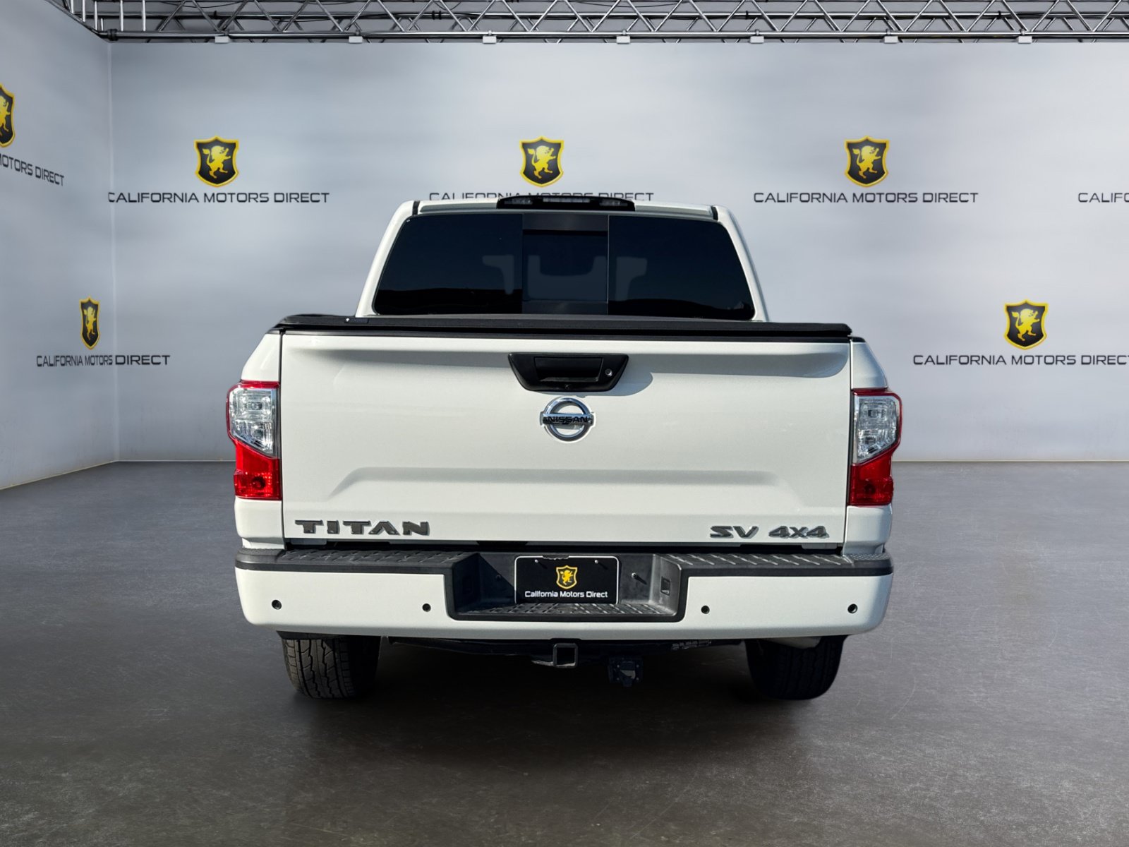Used 2021 Nissan Titan SV w/ SV Convenience Package AWD/4WD image 4