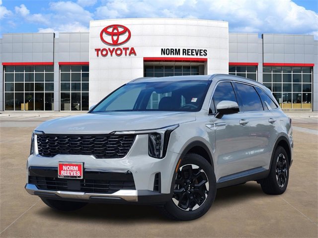 Used 2025 Kia Sorento S