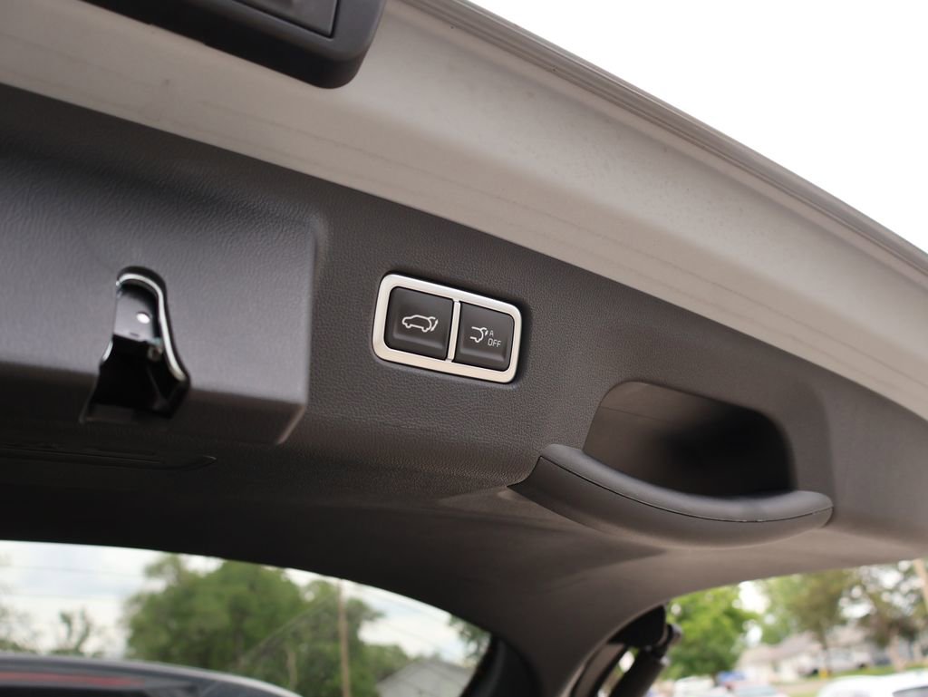 Used 2024 Kia Sorento SX AWD/4WD image 9