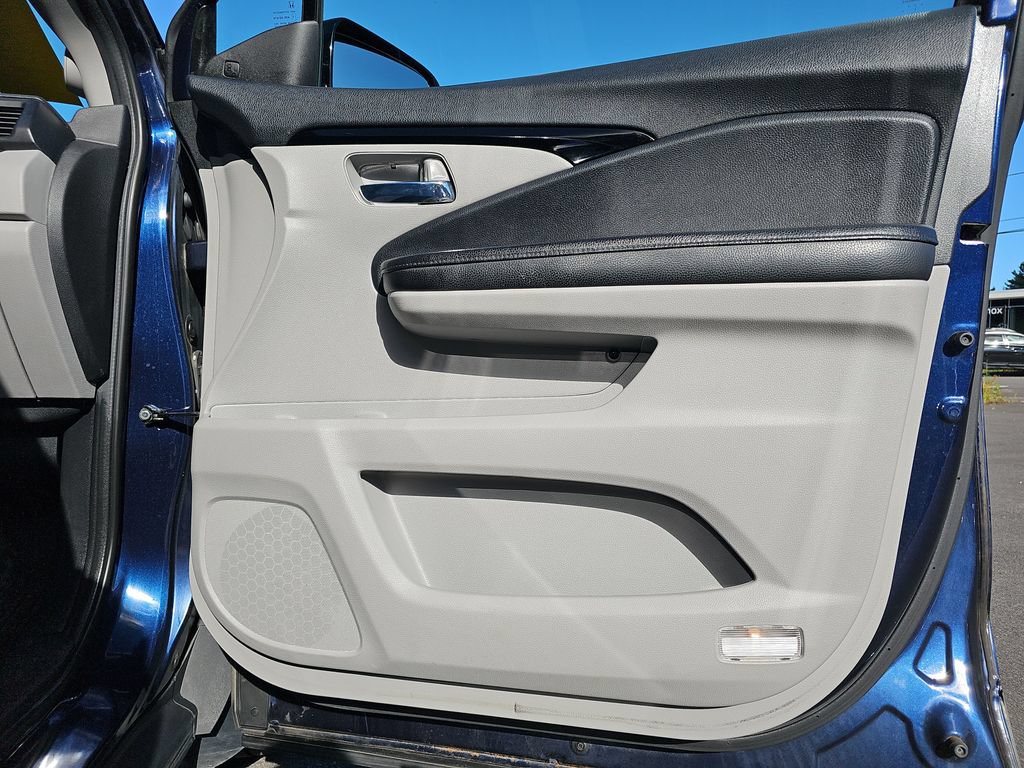 Used 2017 Honda Pilot Elite image 21