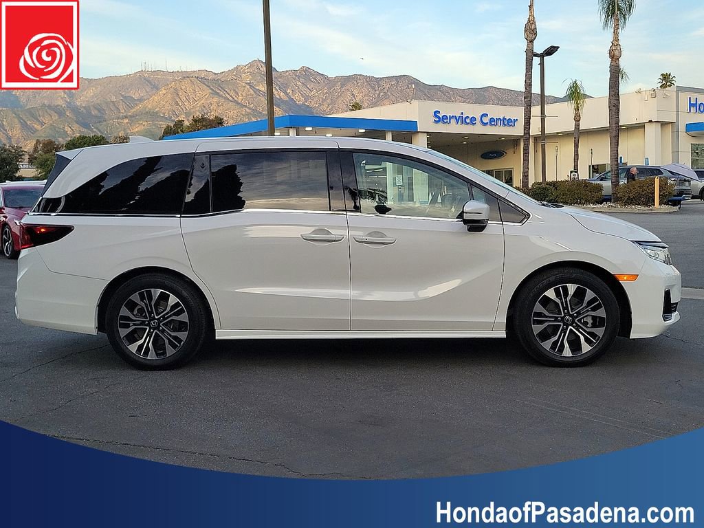 Certified 2026 Honda Odyssey Elite image 4