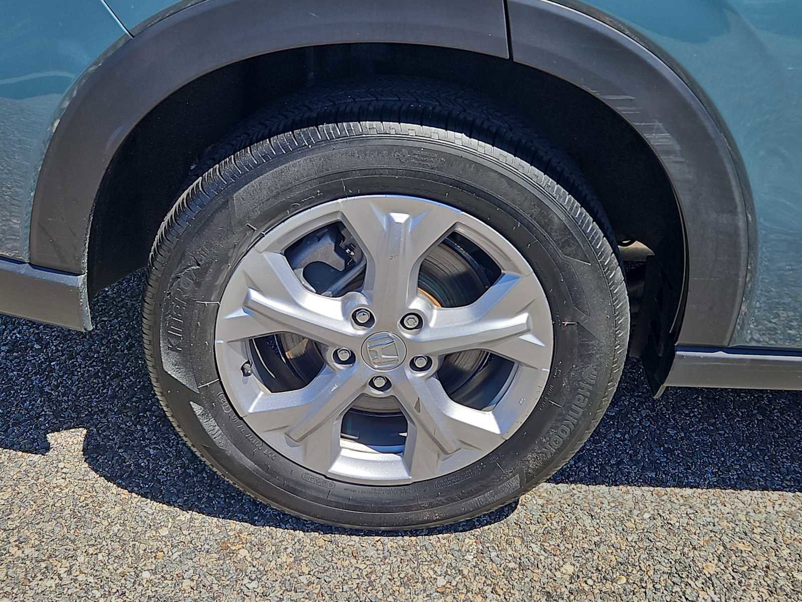 Certified 2024 Honda HR-V LX image 9